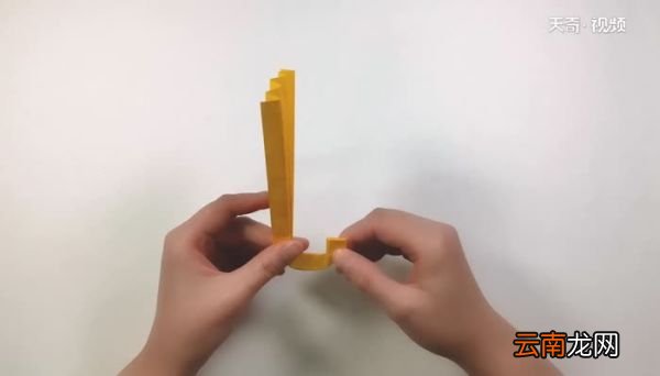 字母C的折法 字母C怎么折