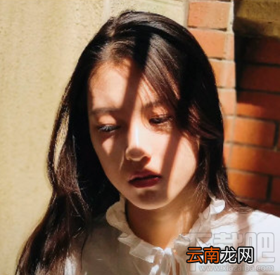 抖音怎么拍出光影效果？抖音用漏勺拍出唯美光影效果教程