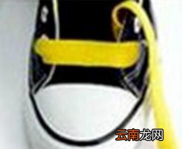 两种看着舒服又简单的隐藏鞋带方法