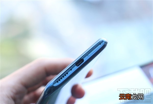 OPPO FindX好不好看，FindX和iPhoneX外观对比