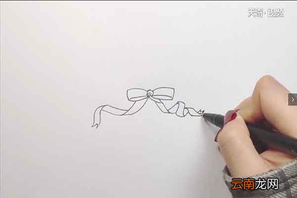 蝴蝶结简笔画