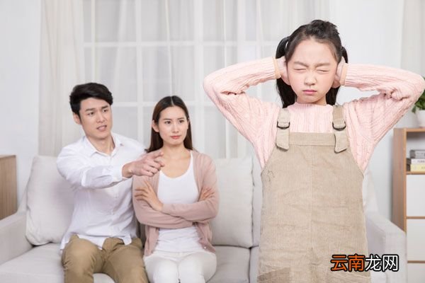 孩子不听话总是顶嘴怎么办 孩子做错事还顶嘴怎么办