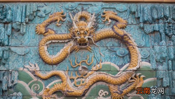 卫鞅亡魏入秦孝公以为相的翻译 卫鞅亡魏入秦孝公以为相的译文