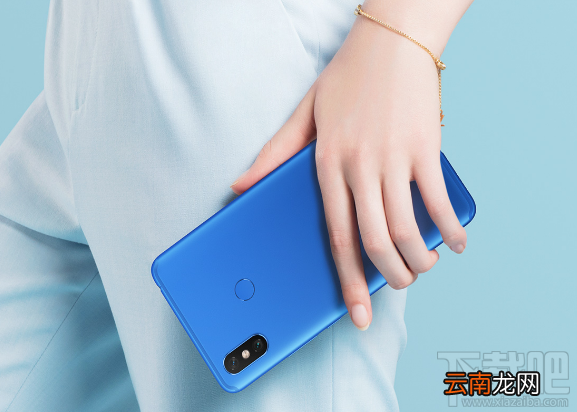 小米max3和小米8区别对比，哪个好？