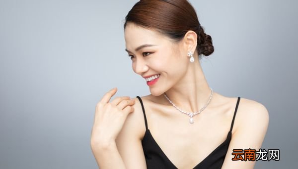 新耳钉戴之前要消毒吗 新耳钉戴之前要进行消毒吗