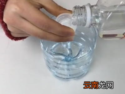 如何将玻璃擦干净