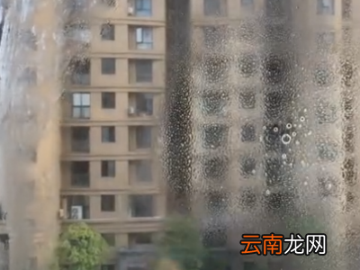 如何将玻璃擦干净