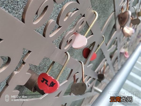 魅族16th和魅族16X哪个好，有什么区别