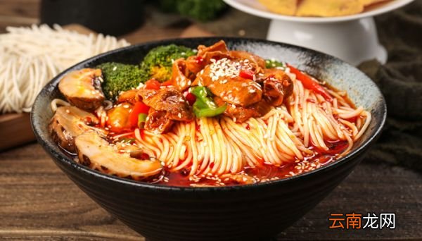 肥肠面怎么炒 肥肠炒面的做法