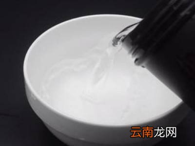 加快热水降温速度的方法