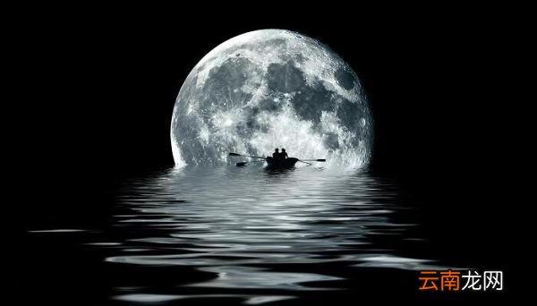 春江花月夜的语言特点 春江花月夜这首诗在语言上有啥特色