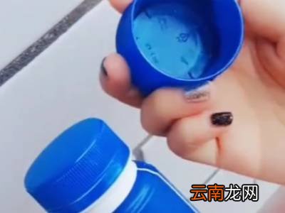 安慕希酸奶怎么打开盖子
