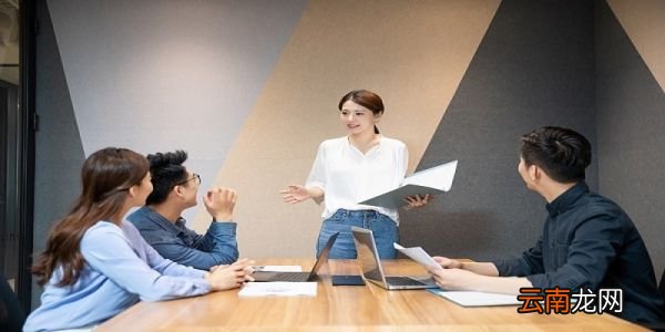 暑假工在哪里找工作比较靠谱 暑假工找工作需要注意什么