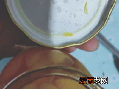 水果罐头怎么打开