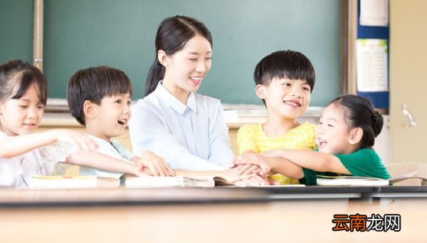 教师节一般送什么花教师节一般可以送什么花