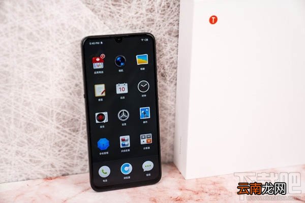 坚果pro3和魅族16spro哪款好？魅族16spro和坚果pro3区别对比