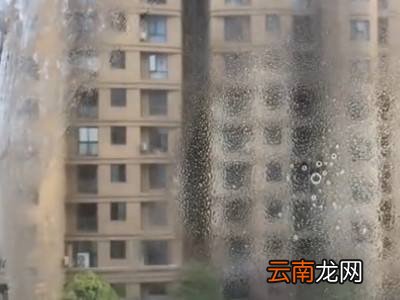 怎样擦玻璃干净