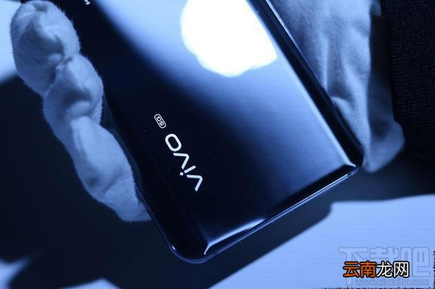 vivox30和x30pro有什么不同？vivox30和x30pro区别评测