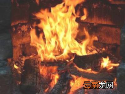 北方的炕床是怎么烧火的呢