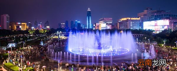 泉城广场喷泉时间 济南泉城广场喷泉简介