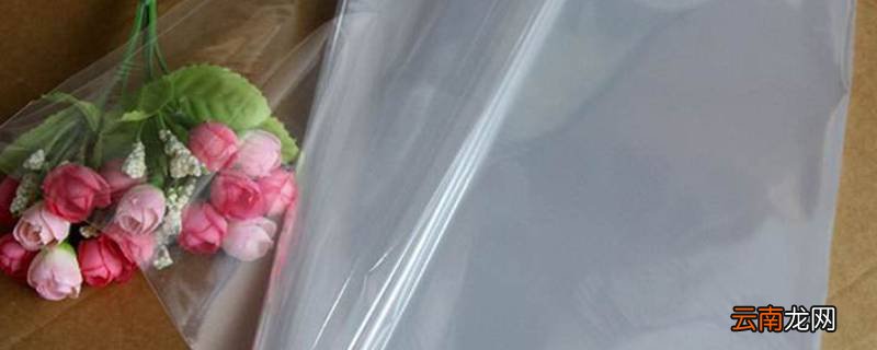 塑料纸粘在玻璃上怎么去掉