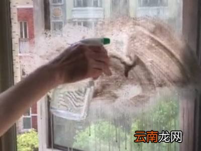 洗纱窗怎么洗才会更干净