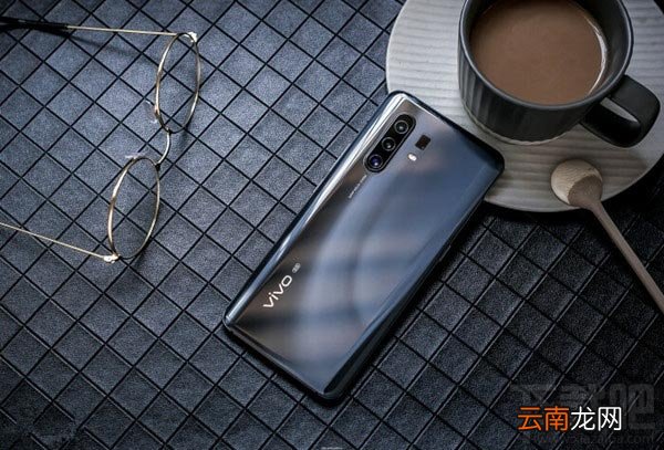 荣耀v30pro和vivox30pro区别对比分析
