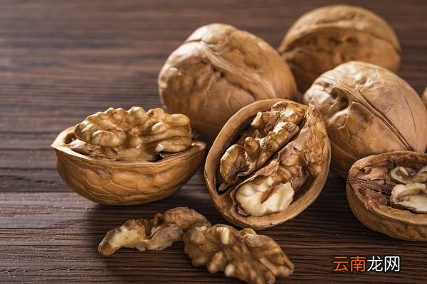 核桃皮的功效与作用 吃核桃皮有什么好处