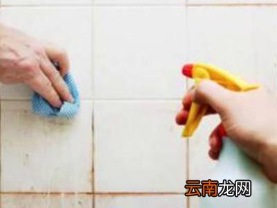 厕所地板瓷砖上的污垢怎么去除