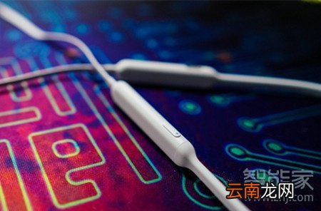 beatsx怎么连接手机