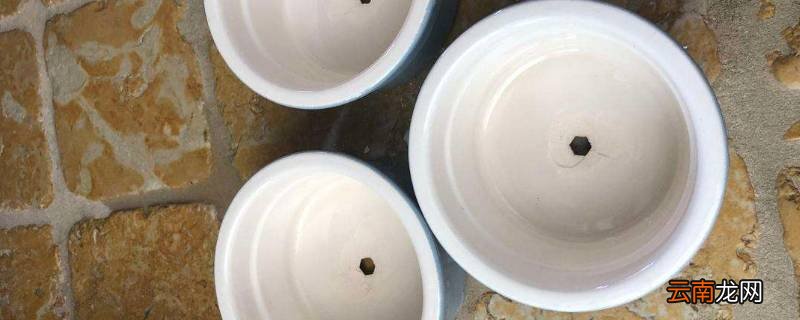 在水里给碗打孔是什么原理