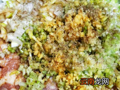 如何让肉馅鲜嫩不柴