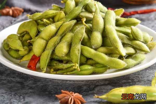煮毛豆的功效与作用 煮毛豆的功效