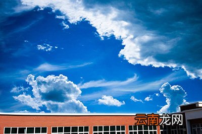 PhotoShop把天空变为蓝天白云的操作教程