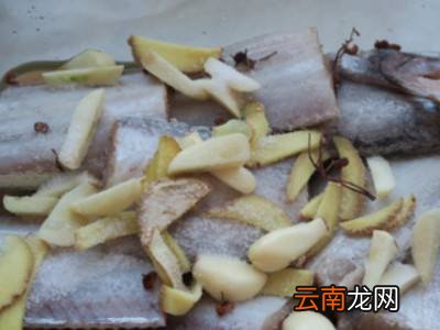 带鱼怎么裹面糊