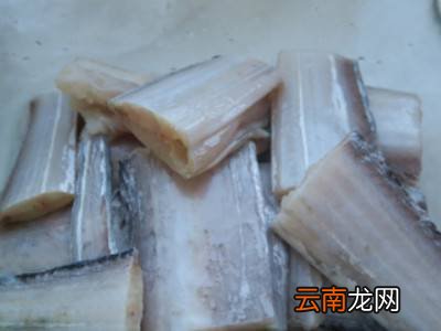 带鱼怎么裹面糊