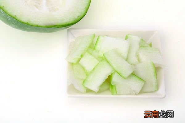 天天喝冬瓜煮水的功效与作用 冬瓜煮水的功效与作用
