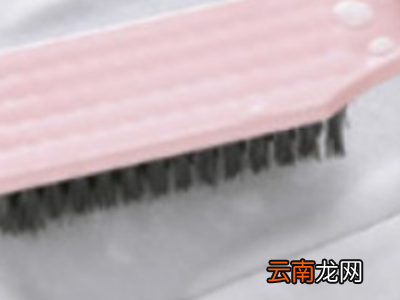 白衣服红酒渍如何清洗干净