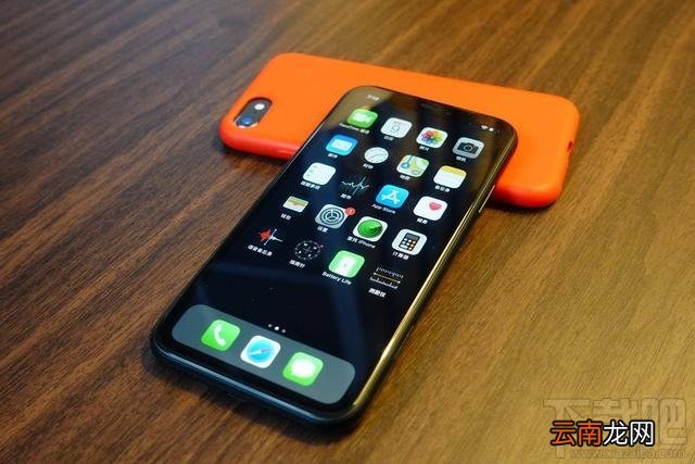 新款iPhoneSE和iPhoneXR哪个好？新款iPhoneSE和iPhoneXR区别对比一览