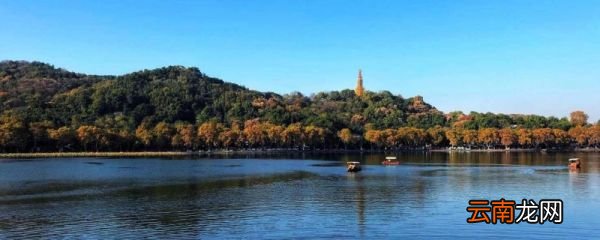 游西湖朋友圈如何配字 游西湖朋友圈怎么配字