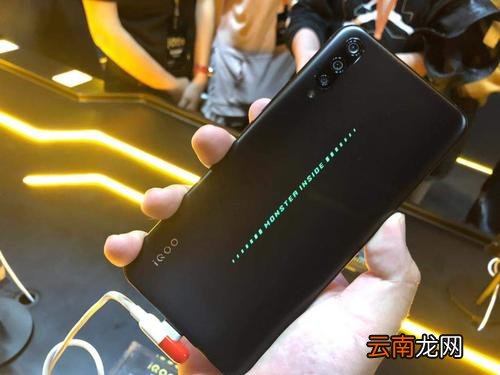 iqoo手机中将防误触打开具体操作步骤