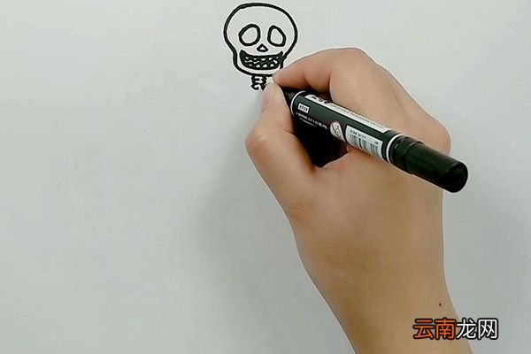 骷髅幽灵简笔画 骷髅幽灵的画法