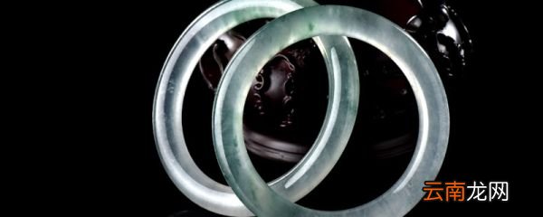 翡翠跟玉的区别 翡翠跟玉的区别是什么