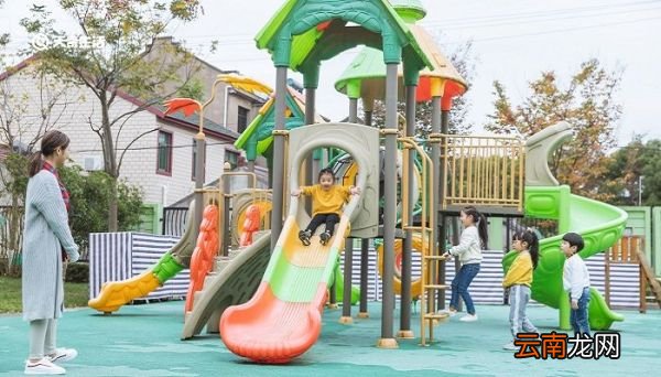 考幼师资格证需要什么条件 报考幼师需要什么条件