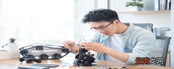 电动天棚帘安装方法 电动天棚帘如何安装