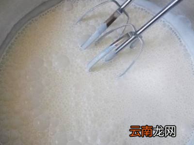 淡奶油怎么打发做蛋糕裱花