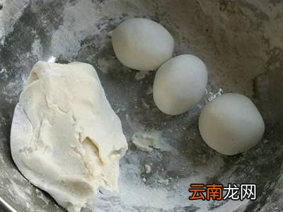 苏州的萝卜丝团子是蒸还是煮