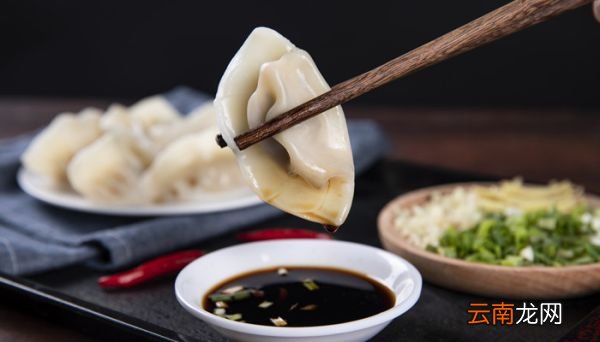 冬至包饺子纪念谁 冬至包饺子是为了纪念谁