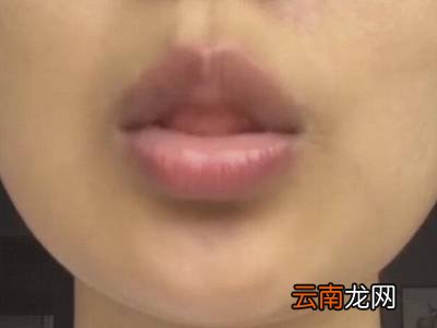 口香糖怎么在嘴巴里打响