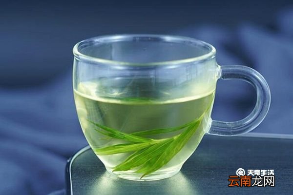 喝竹叶水的功效与作用 喝竹叶茶的功效与作用